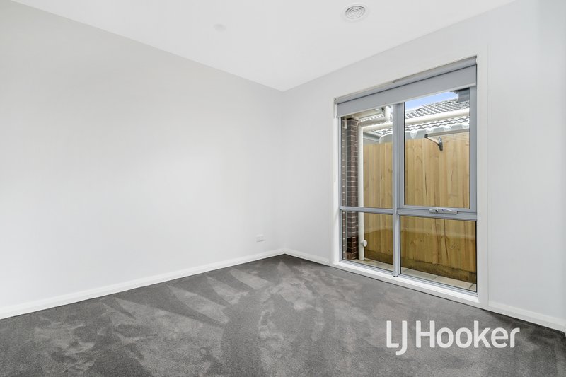 Photo - 3/57 Brunnings Road, Carrum Downs VIC 3201 - Image 5