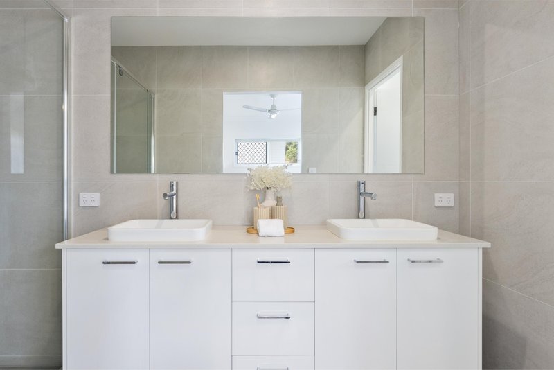 Photo - 35/7 Eliza Close, The Gap QLD 4061 - Image 10