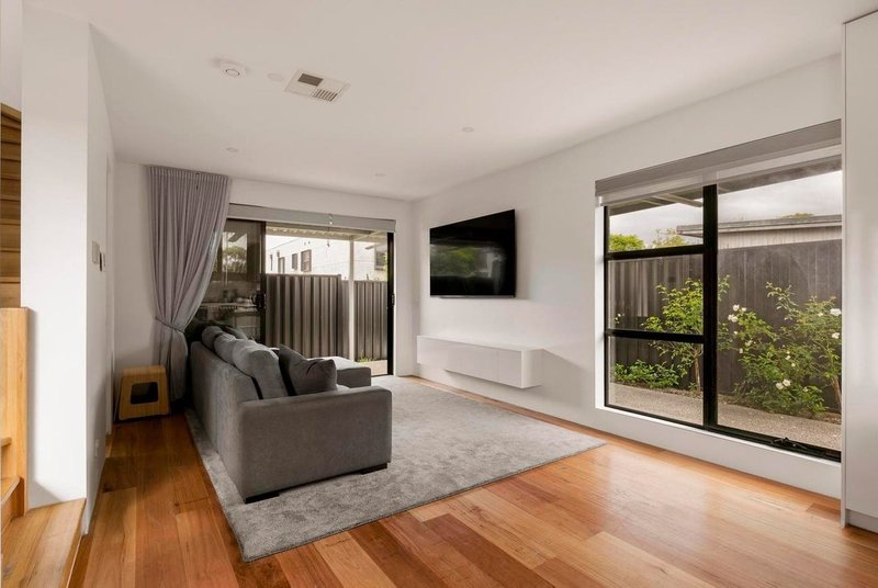 Photo - 3/57 Jensen Road, Preston VIC 3072 - Image 2