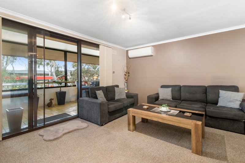 Photo - 35/7 Medley Street, Chifley ACT 2606 - Image 2