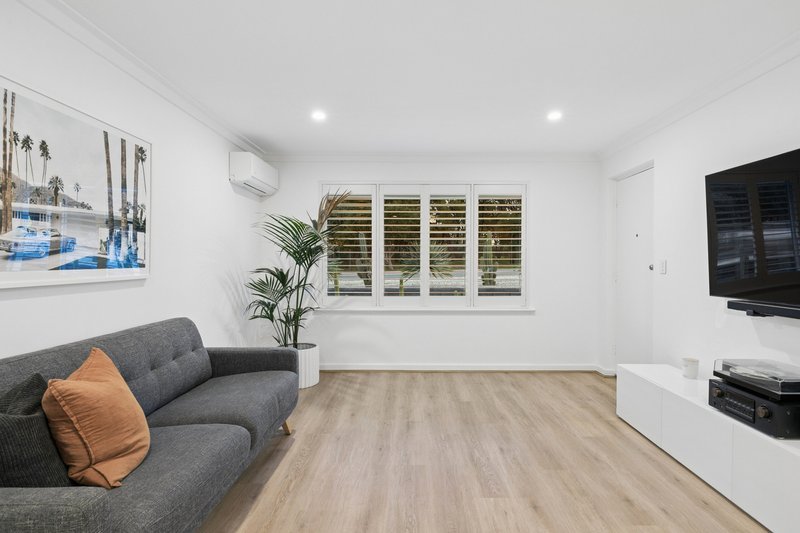 Photo - 357 North Beach Road, Karrinyup WA 6018 - Image 7
