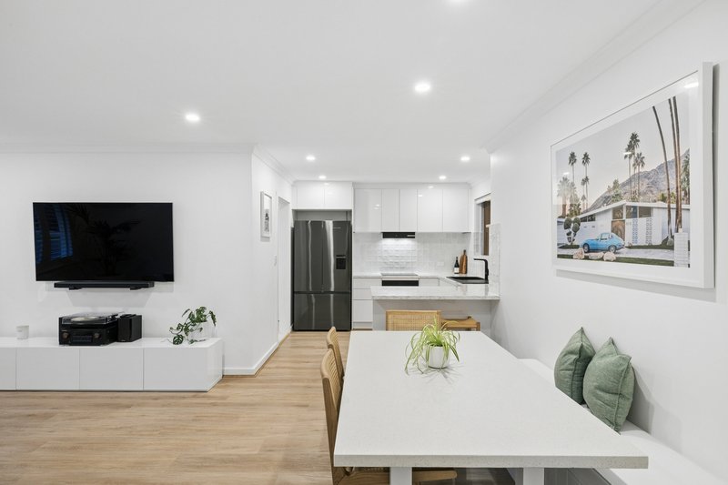 Photo - 357 North Beach Road, Karrinyup WA 6018 - Image 12