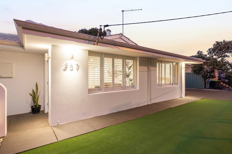 Photo - 357 North Beach Road, Karrinyup WA 6018 - Image 25