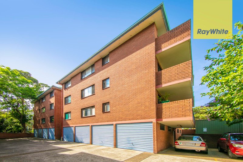 Photo - 35/8-12 Sorrell Street, Parramatta NSW 2150 - Image 6