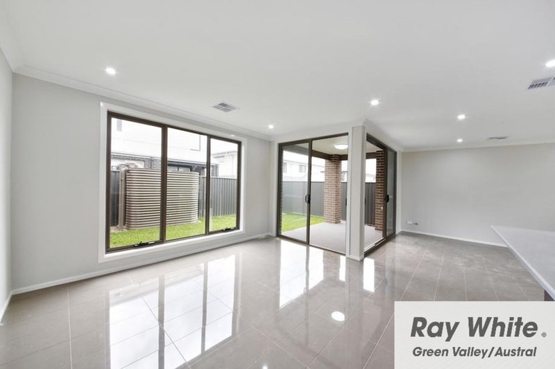 Photo - 358 Denham Court Road, Leppington NSW 2179 - Image 3