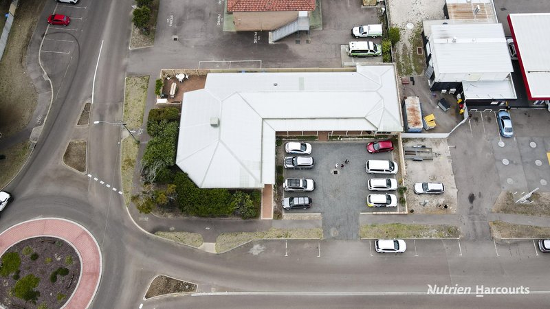 Photo - 3/58 Windich Street, Esperance WA 6450 - Image 6