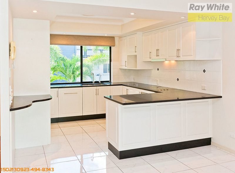 Photo - 3/580 Esplanade , Urangan QLD 4655 - Image 3