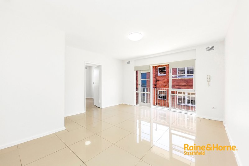 Photo - 3/59 Albert Crescent, Burwood NSW 2134 - Image 2