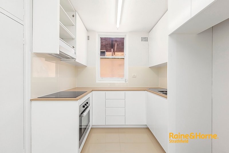 Photo - 3/59 Albert Crescent, Burwood NSW 2134 - Image 4