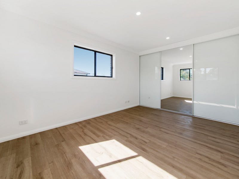 Photo - 3/59 Hampden Road, South Wentworthville NSW 2145 - Image 3