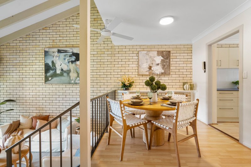 Photo - 3/59 Hooker Boulevard, Broadbeach Waters QLD 4218 - Image 5