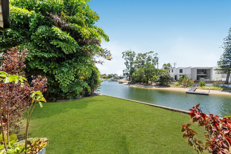 Photo - 3/59 Hooker Boulevard, Broadbeach Waters QLD 4218 - Image 24