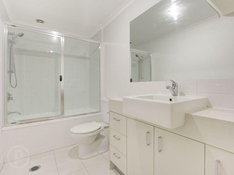 Photo - 3/59 Robertson Street, Fortitude Valley QLD 4006 - Image 10