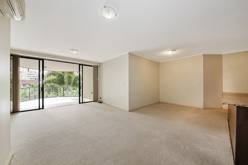 Photo - 35/9 Sylvan Road, Toowong QLD 4066 - Image 10