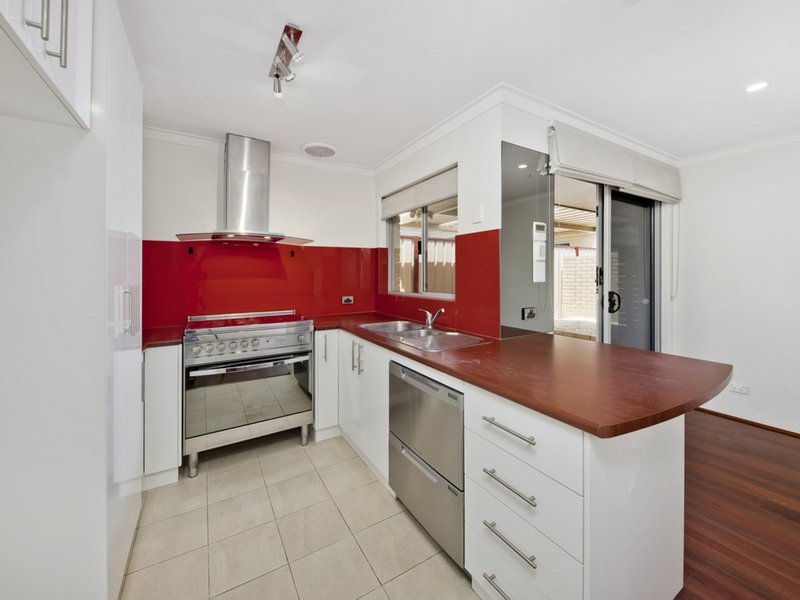 Photo - 3/59 Wandarrie Avenue, Yokine WA 6060 - Image 3