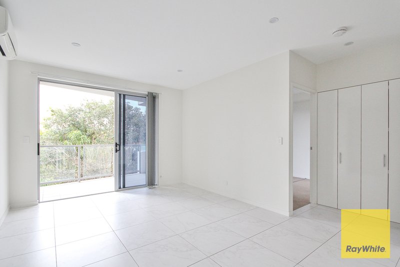 Photo - 35/908 Logan Road, Holland Park QLD 4121 - Image 2