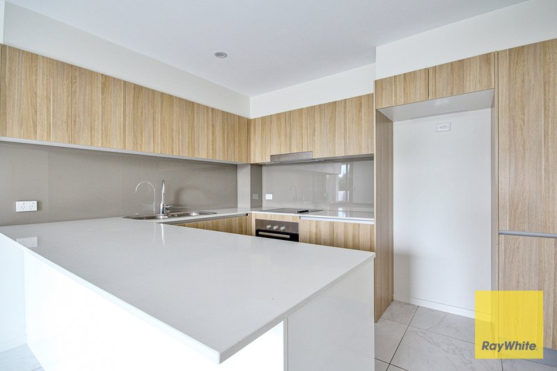 Photo - 35/908 Logan Road, Holland Park QLD 4121 - Image 4