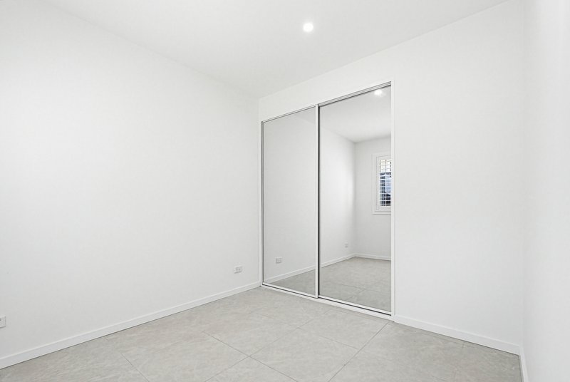 Photo - 35a Boonoke Crescent, Miller NSW 2168 - Image 6