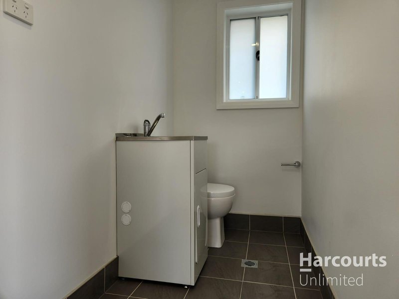 Photo - 35A Isis Place, Quakers Hill NSW 2763 - Image 7