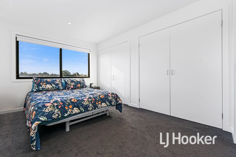 Photo - 35A King George Parade, Dandenong VIC 3175 - Image 8