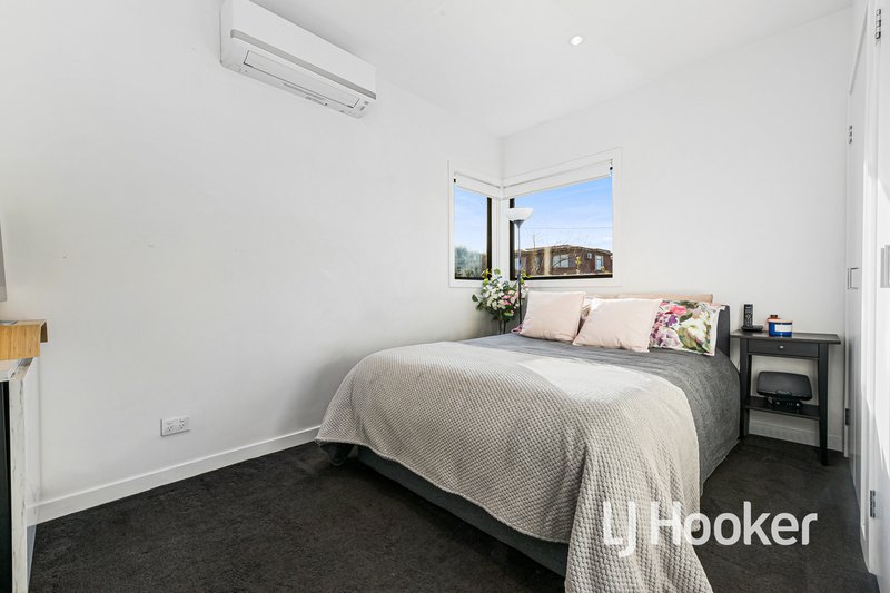 Photo - 35A King George Parade, Dandenong VIC 3175 - Image 9