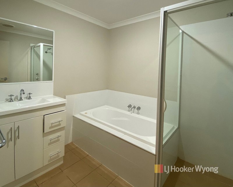 Photo - 35a Melbourne Road, Wadalba NSW 2259 - Image 6