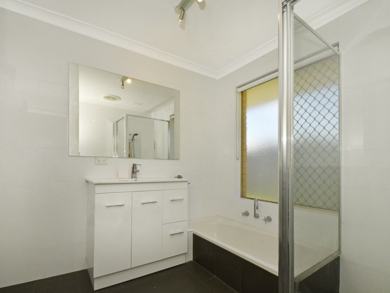 Photo - 35B Bower St , Doubleview WA 6018 - Image 7