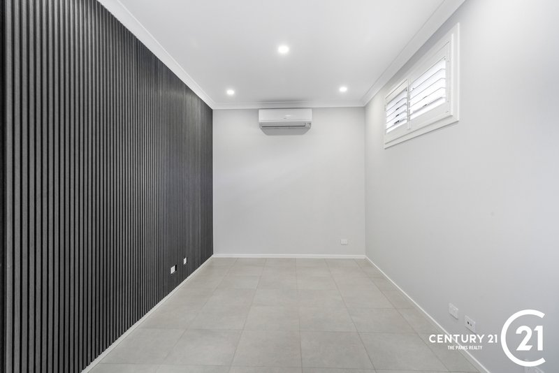 Photo - 35B Copper Drive, Catherine Field NSW 2557 - Image 6