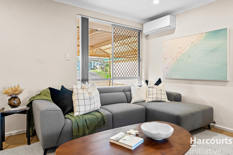 Photo - 35B Danbury Crescent, Girrawheen WA 6064 - Image 4