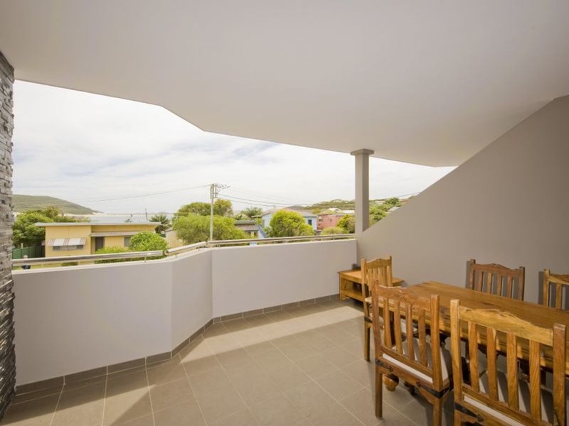 Photo - 3/6-10 Market Street, Fingal Bay NSW 2315 - Image 2