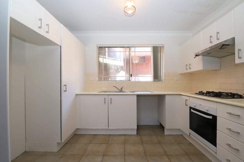 Photo - 3/6-10 Sir Joseph Banks Street, Bankstown NSW 2200 - Image 2