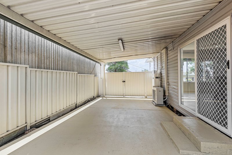 Photo - 36 & 36a Cutler Avenue, St Marys NSW 2760 - Image 13