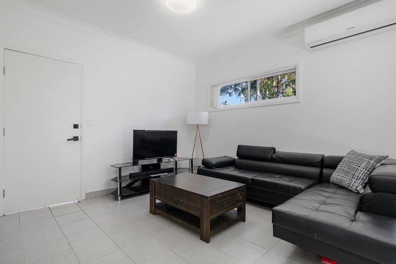 Photo - 36 & 36a Mulgi Street, Blacktown NSW 2148 - Image 7