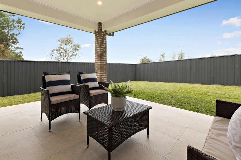 Photo - 36 - 36a Purpletop Drive, Kellyville NSW 2155 - Image 5