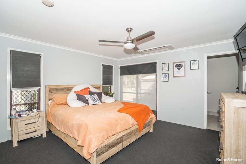 Photo - 36-42 Carrick Way, Wondunna QLD 4655 - Image 5