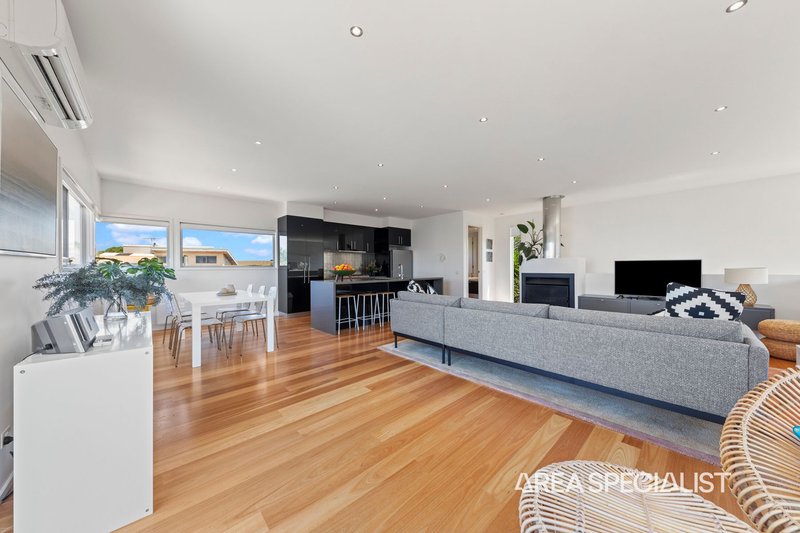 Photo - 3/6-8 Honolulu Avenue, Smiths Beach VIC 3922 - Image 3