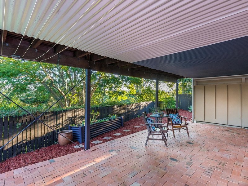 Photo - 36 Aberfeldy Street, Kenmore QLD 4069 - Image 19