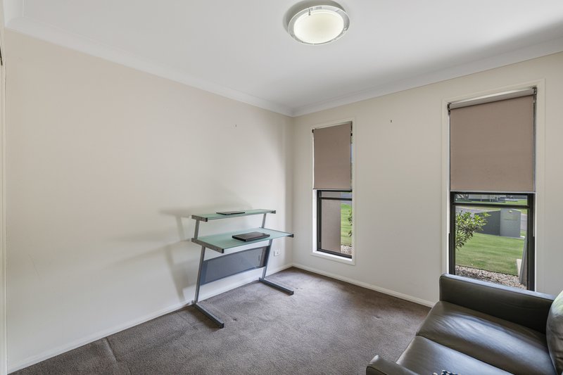 Photo - 36 Acacia Avenue, Top Camp QLD 4350 - Image 16