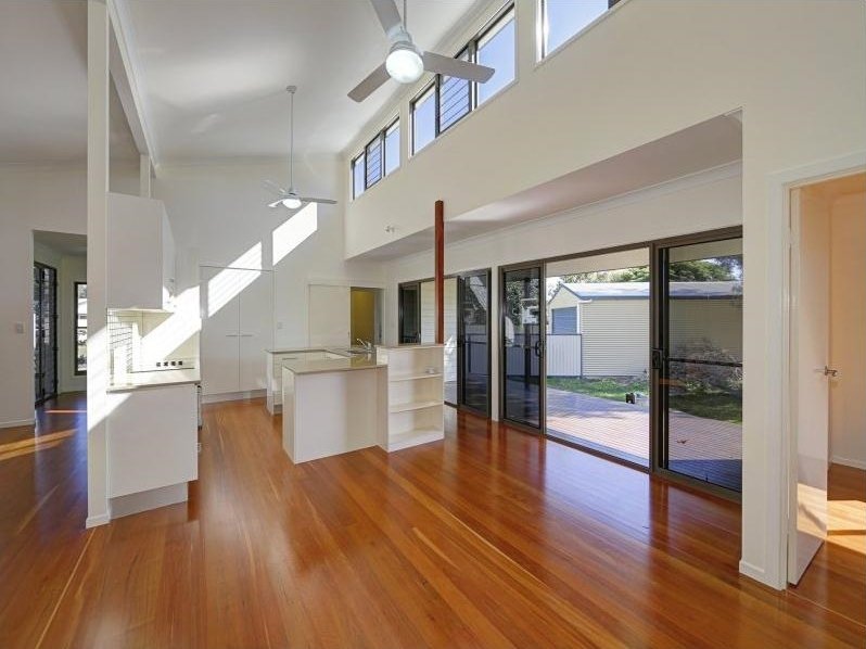 Photo - 36 Acacia Street, Moore Park Beach QLD 4670 - Image