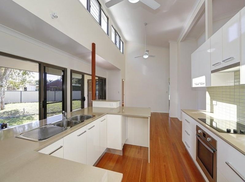 Photo - 36 Acacia Street, Moore Park Beach QLD 4670 - Image 2