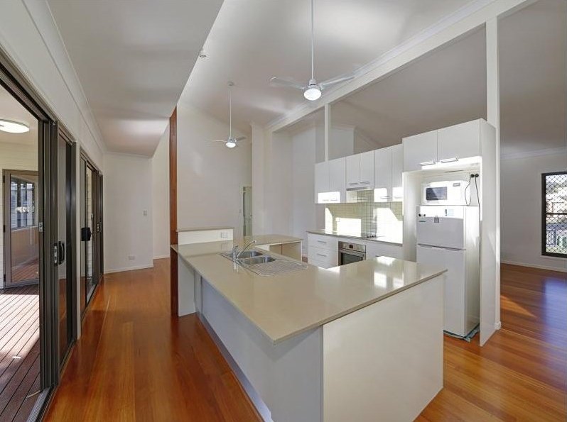 Photo - 36 Acacia Street, Moore Park Beach QLD 4670 - Image 5