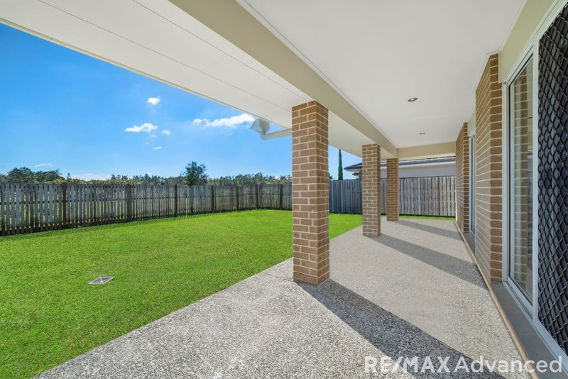 Photo - 36 Adam Street, Beachmere QLD 4510 - Image 6