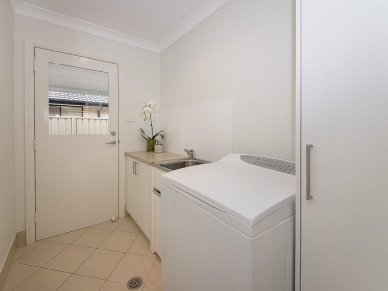 Photo - 36 Albatross Way, Old Bar NSW 2430 - Image 12