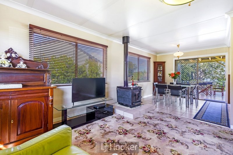 Photo - 36 Alkrington Avenue, Fishing Point NSW 2283 - Image 6