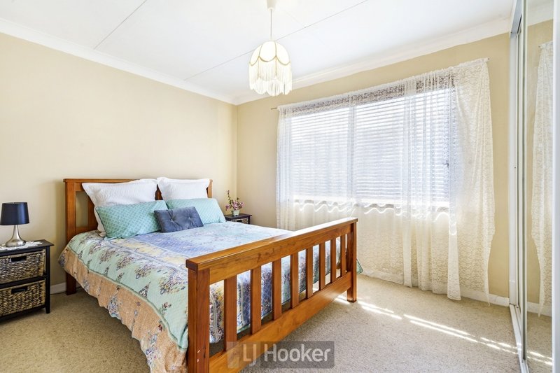 Photo - 36 Alkrington Avenue, Fishing Point NSW 2283 - Image 13