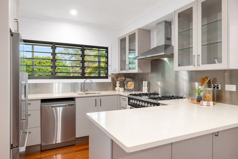 Photo - 36 Allambie Street, Carina QLD 4152 - Image 11
