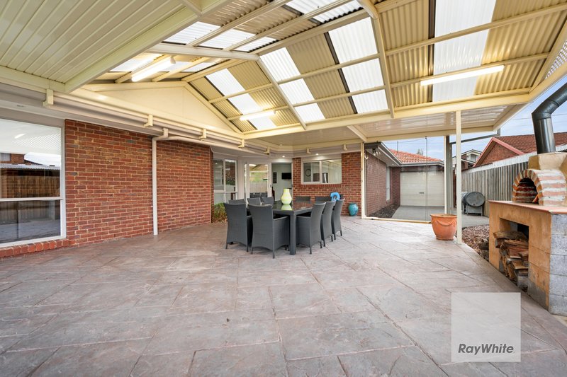 Photo - 36 Ambleside Road, Greenvale VIC 3059 - Image 24