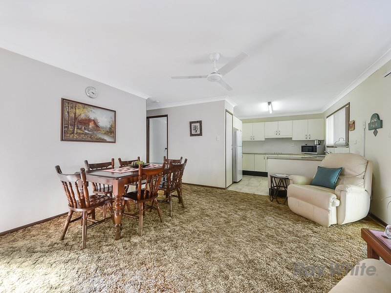 Photo - 36 Andracia Street, Kallangur QLD 4503 - Image 7