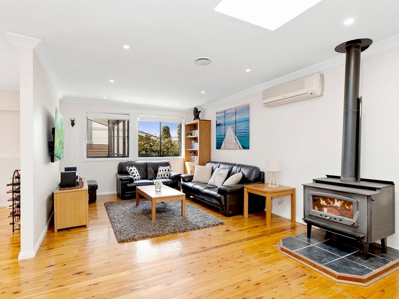 Photo - 36 Annesley Avenue, Stanwell Tops NSW 2508 - Image 3