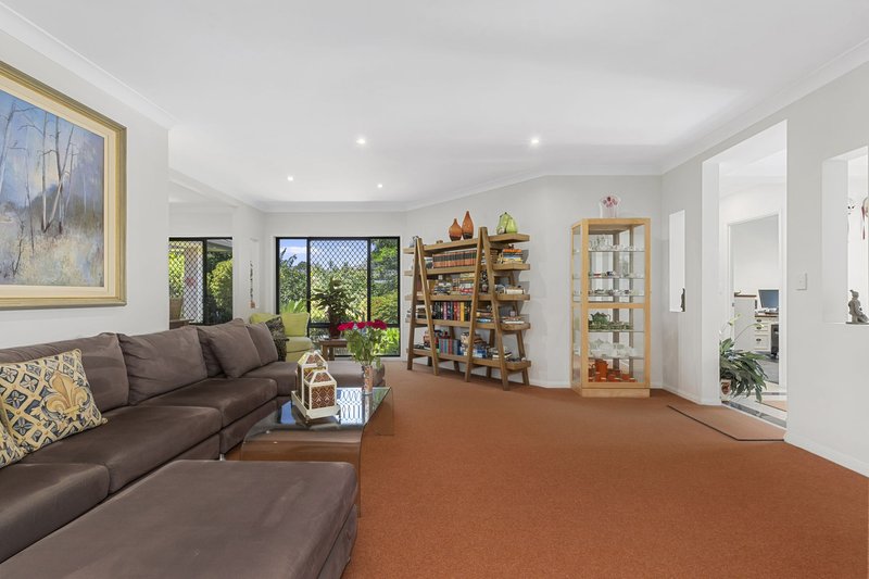 Photo - 36 Apollo Crescent, Beachmere QLD 4510 - Image 7